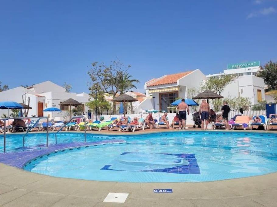 Lucia Garden Con Piscina Climatizada Apartment